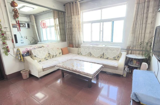 文轩中学，二实验  区委家属院 龙山南区 停车方便 免大税