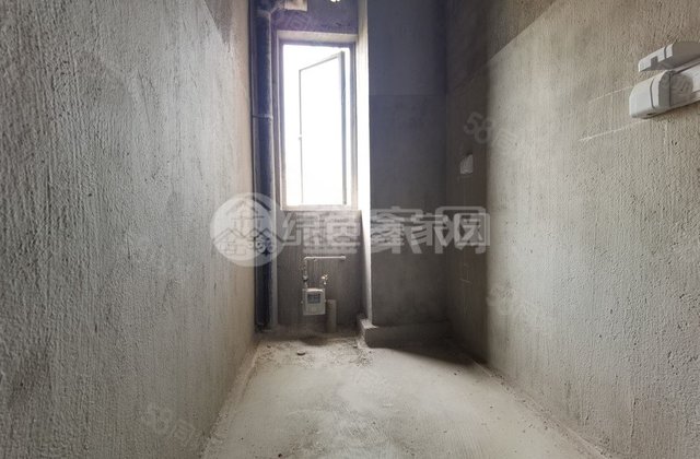 龙地万福城2室2厅66.63㎡33万二手房图片