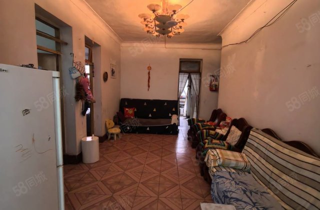 安居小区(那平路)4室1厅100㎡35万二手房图片