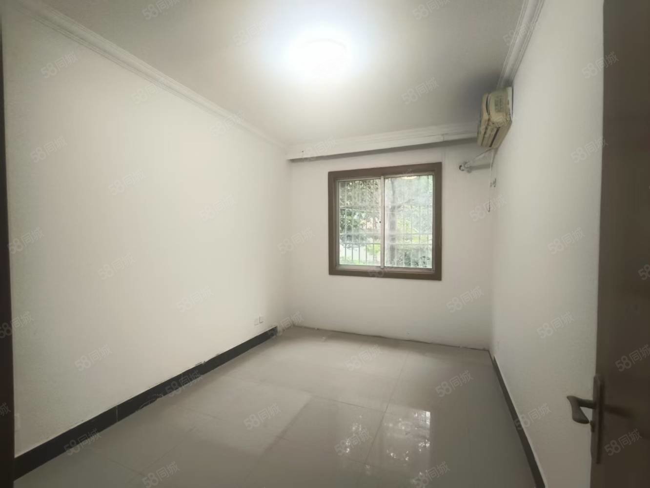 丰水源清华苑3室2厅2卫116㎡南北50万