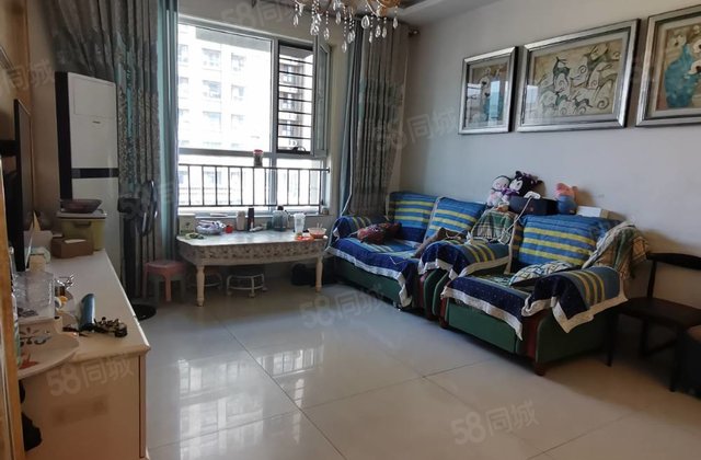 水晶丽城！精装三室双卫！中间楼层！仅售88万！送储藏室！