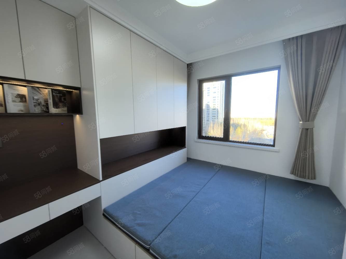 绿地斐勒公馆3室2厅2卫147㎡南北108万