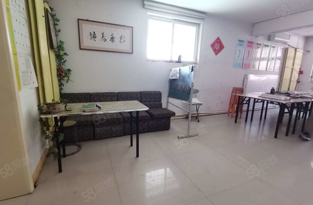 东昌本部 小心一楼 两室可改三室 边户 免大税随时看房