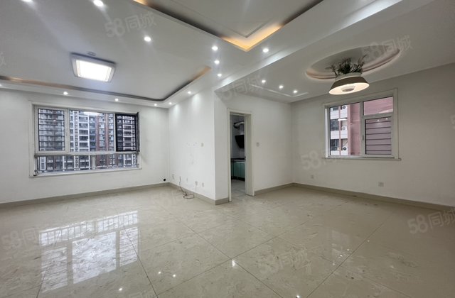 儒辰辰悦，大学城，海德公园，大平层东边户