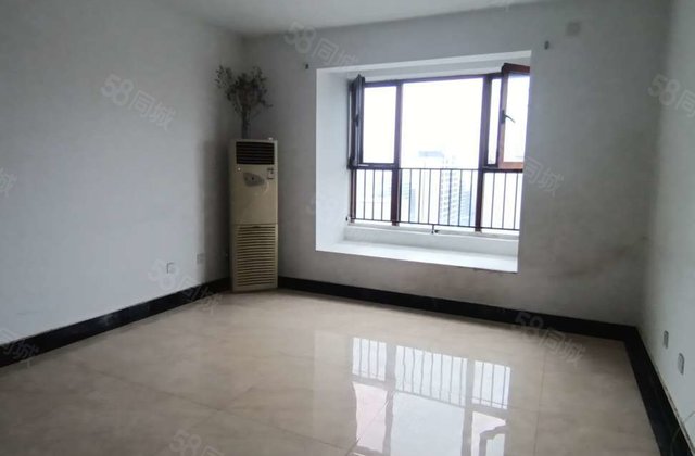 文轩本部，闸口附近电梯房，3室随时看房。