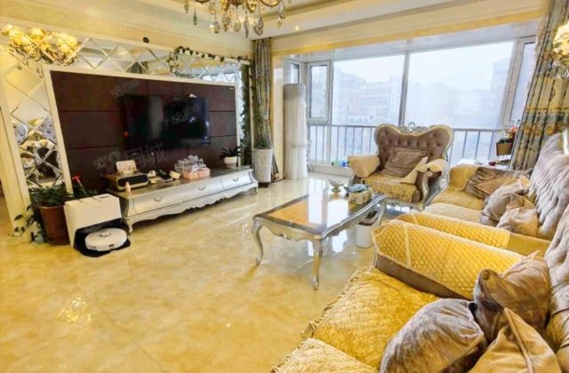 复地哥德堡森林3室2厅141.27㎡105万二手房图片