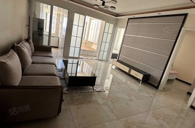 倚山里小区3室1厅79.38㎡45万二手房图片