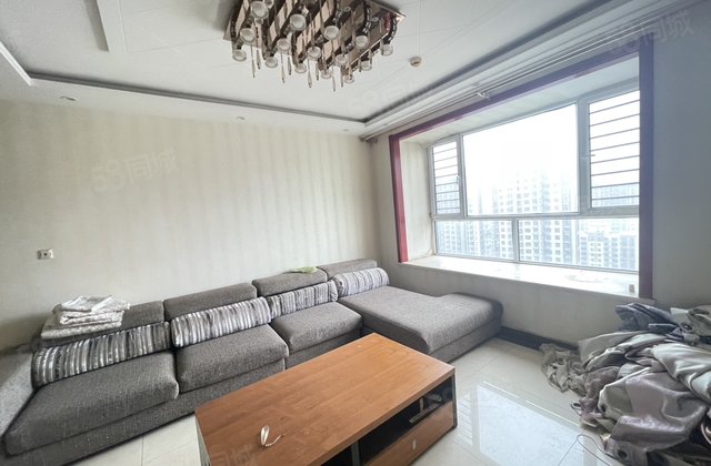 大学城  超大四居室 送车位 储藏室 急急急 急卖