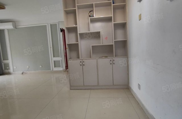 文轩外国语 单价    多九州国际 裕昌国际 储藏室车位