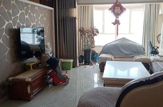 丝路皇家花园3室2厅131㎡56万二手房图片