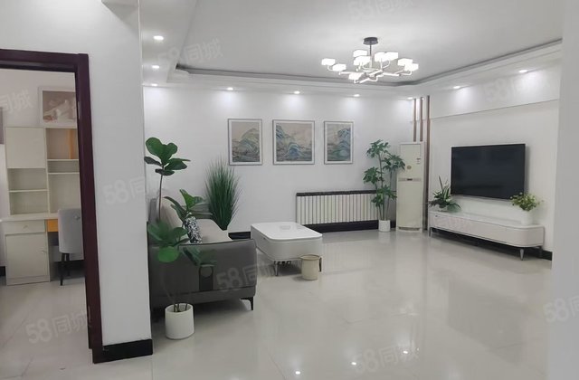 江南公寓   精装修   实验    停车方便   有钥匙