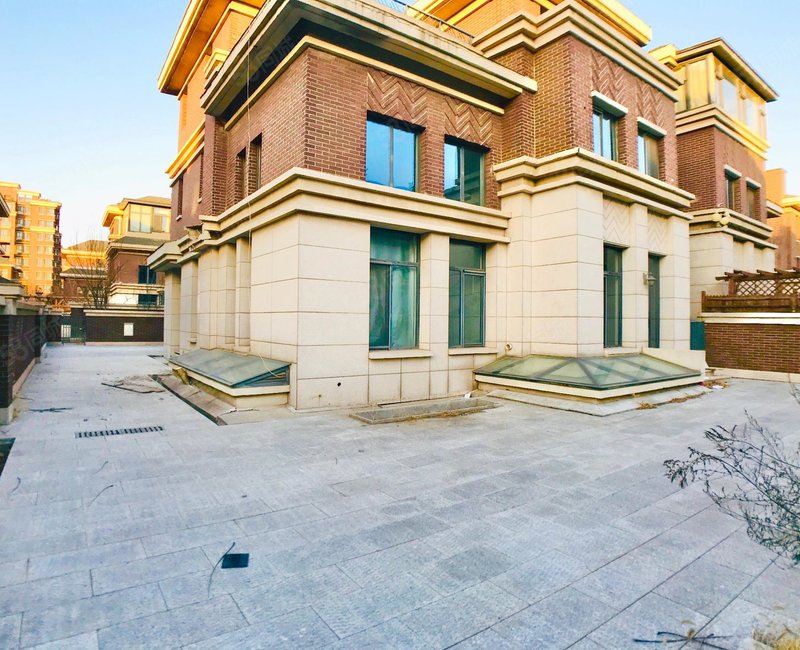 【10图】(合适)(双拼)大院(位置真的好呀),复地温莎堡(别墅)-天津58