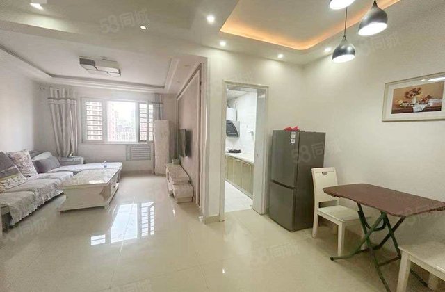 新上！好楼层！先锋社区！送储藏室！停车方便！随时看房