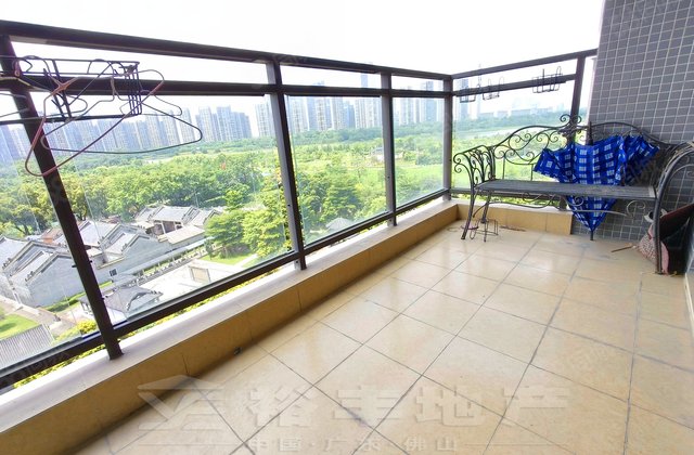 万科水晶城(南区)3室2厅120.85㎡150万二手房图片