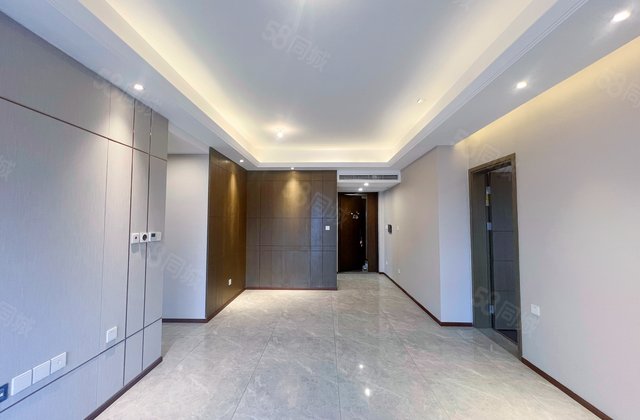 人居锦城峰荟荟澜阁3室2厅102.59㎡248万二手房图片