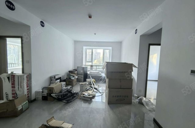 建设东路 新房未住医疗配套成熟 装修好 带电梯 刚需小三居