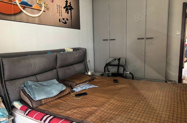 宏盛家园2室2厅95㎡18.8万二手房图片