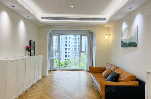 唯锦苑2室2厅96.66㎡142万二手房图片