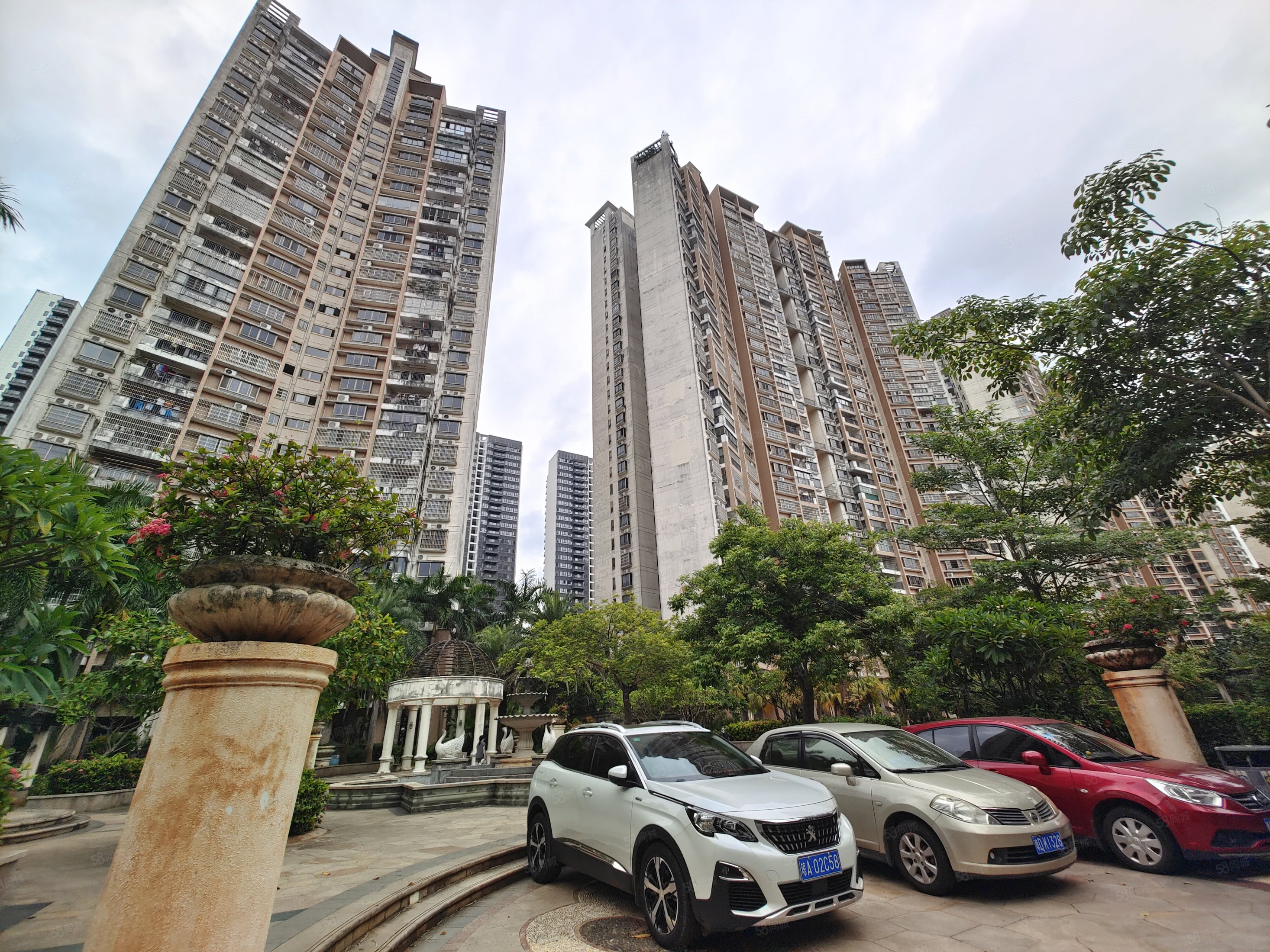 海德路现代花园三期带地下产权车位精装3房小区价格性价比