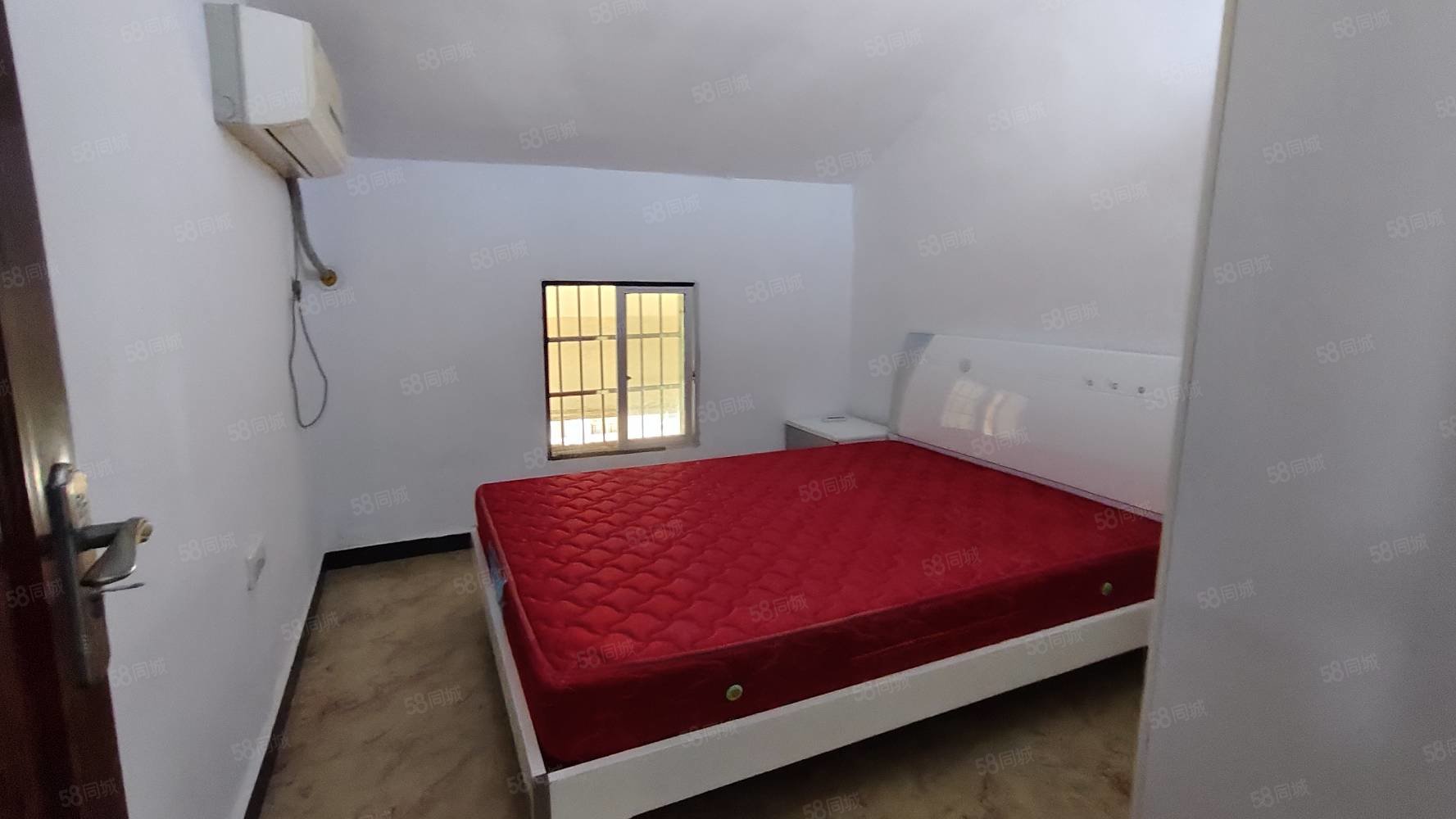 地中海风情7室2厅3卫102.3㎡南北60万