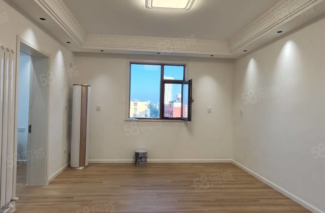 55个！东昌中学兴华路，东边户精装三室拎包入住，通透采光好