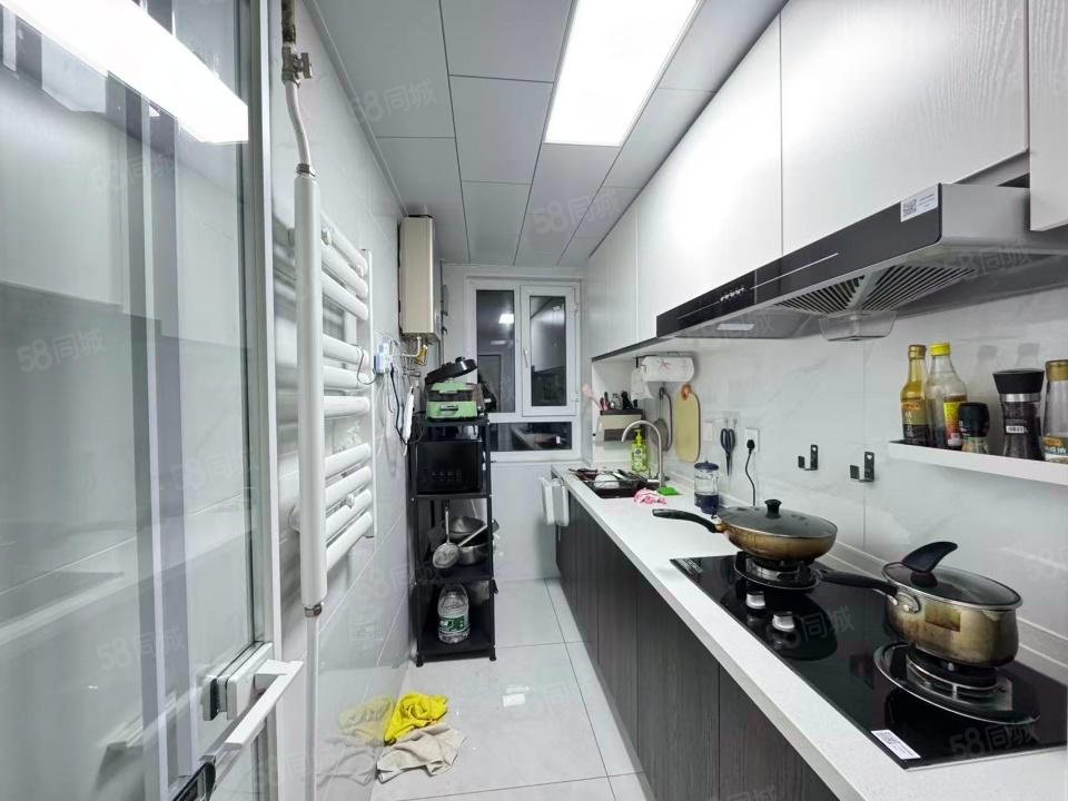 北沙小區(qū)1室1廳1衛(wèi)49.08㎡南248萬