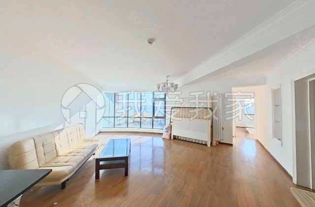 羅馬花園2室1廳2衛(wèi)138.59㎡西南740萬