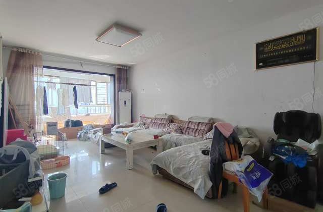 香江 商品住宅 南北通透 满二 双卫 高楼层采光充足