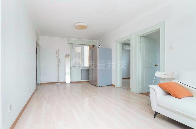 新华街三里3室1厅80.3㎡390万二手房图片