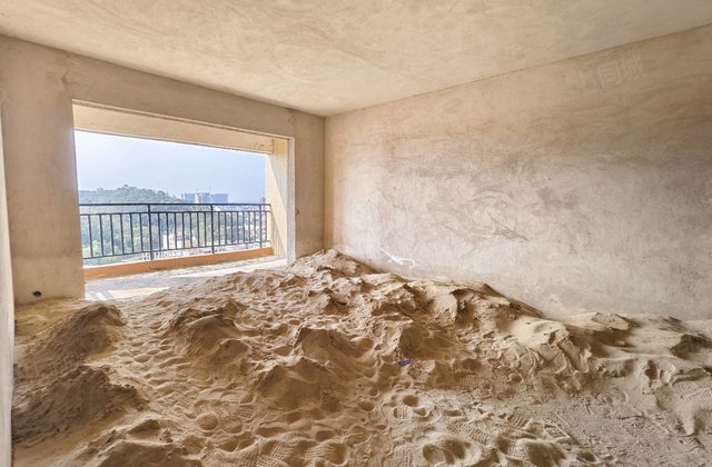 莉莱江城3室2厅124.19㎡36.3万二手房图片