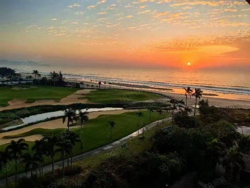 保利海陵岛f区高层海景两房带两卫门口有市场公交车站