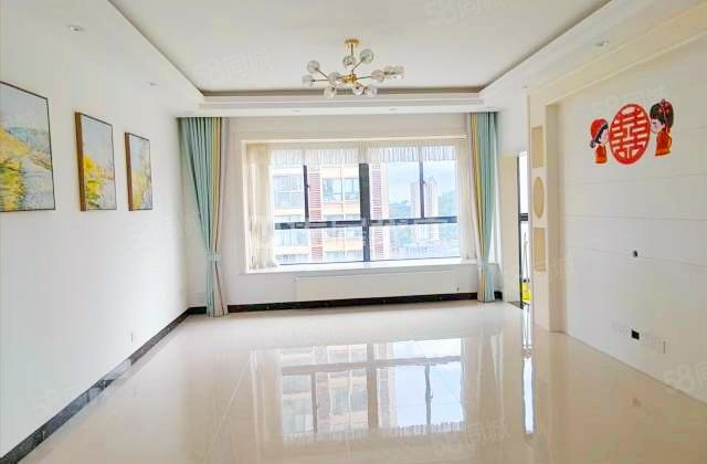 熙山郡3室2厅129.65㎡90万二手房图片