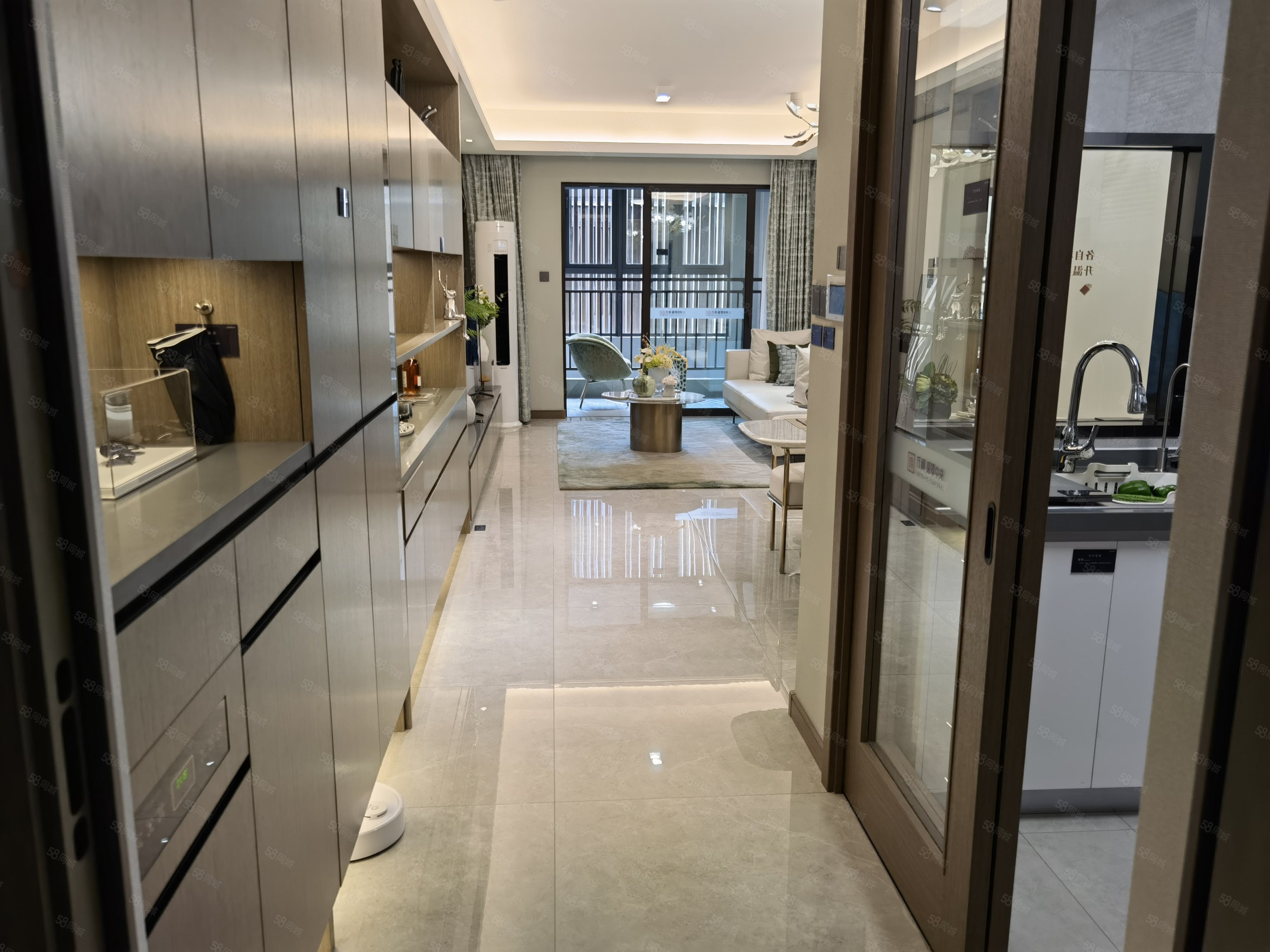 70年产权 地铁口 市政合建 江景房 龙腾路单位房,龙腾天都-南宁58同城