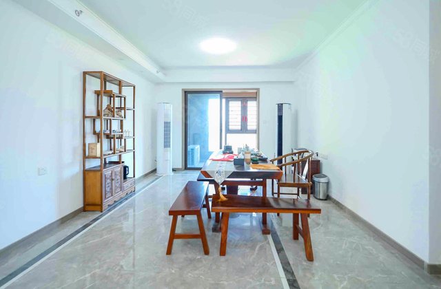 越秀悦湖台4室2厅126.12㎡208万二手房图片