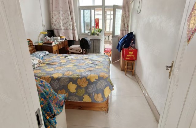 文轩中学 一中 红旗 好楼层 两居 停车方便