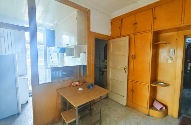 香顺街小区(香顺街81号,五叙街100号,102号)2室2厅57.88㎡13.5万二手房图片