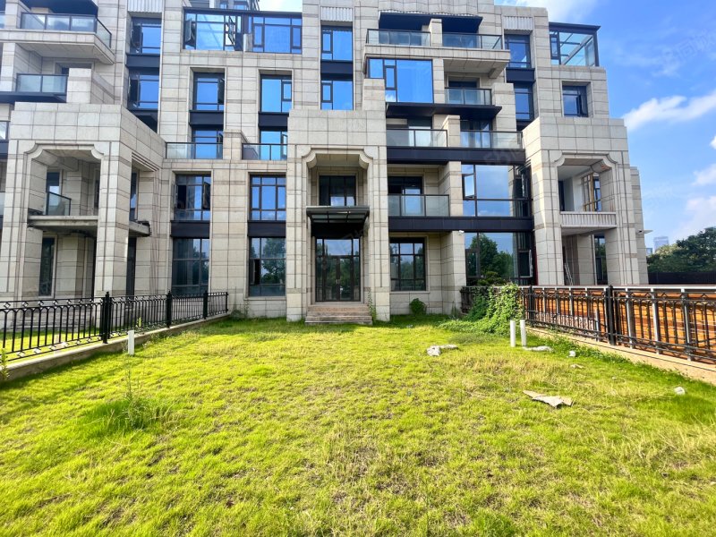 联泰天禧别墅下叠前后双花园上下三层带3个车位诚意出售