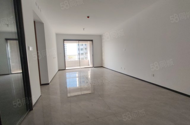 急！急！急售！明康康盛园正规三室次新房送车储随时可以看房