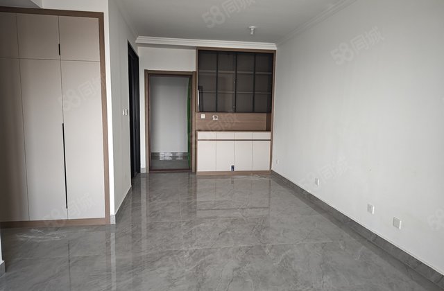 东医桂馨苑 车储  商品房独门独户 次新房 南北通透