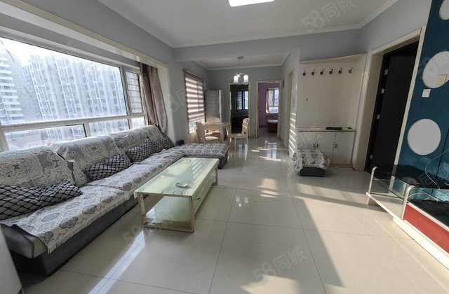 阿卡四期 7楼 边户 大三室 全明户型诚心出售 现房  即住