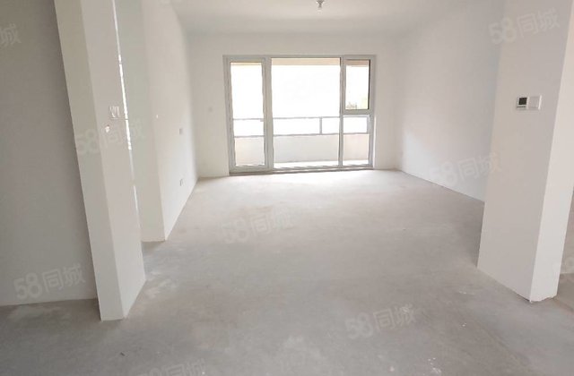 一手手全款未住洋房有电梯总高6层星光时代美境，带车位地下室