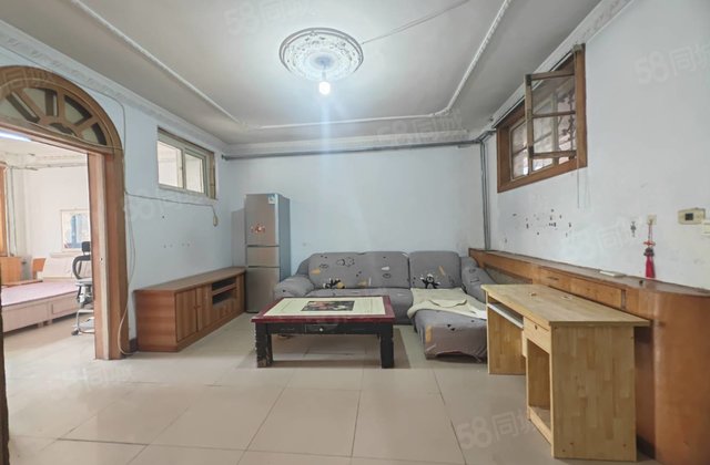 北顺   东昌中学 温馨两室 免大税 好楼层 小区停车方便