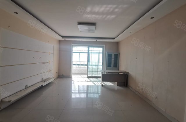 四叶草 公园南邻 金麟府 温泉嘉苑四室两卫免大税双阳台有钥匙