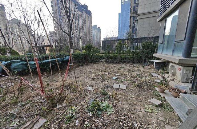 一楼带院 民生壹号院 边户带车位储免大税 免大税可按揭