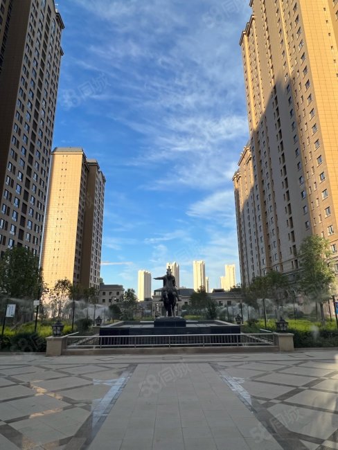 浩源御邸世家3室2厅1卫105㎡南北68万