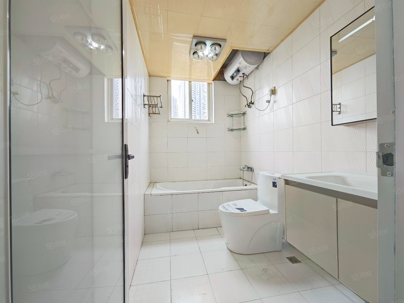 港航家园(A区)3室2厅2卫130.58㎡西89.9万