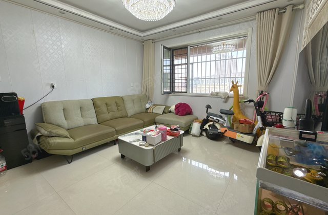 纯商品水晶丽城 三室朝阳 双卫 精装带储  随时可以看房子