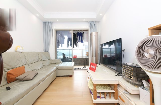 靖轩豪苑2室2厅73.44㎡378万二手房图片