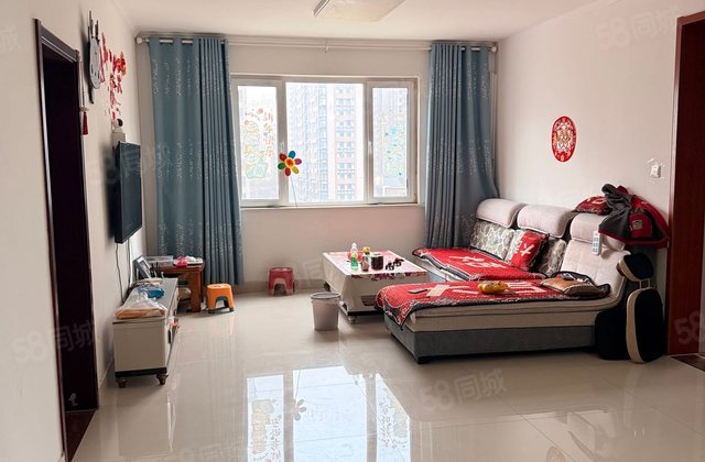 馨润花园 三室两卫 免大税 有储 密码锁 随时看房 诚意出售