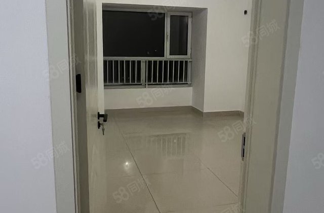 诚意出售 阿尔卡迪亚绣园(三期) 正南朝向送家具送车位